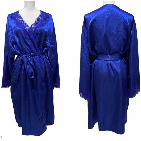 amoureuse Other - Amoureuse sexy lace night robe size 3XL